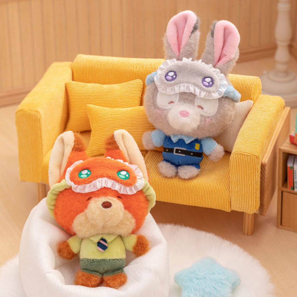 Disney squinting sleepwear series blind box（1 box）